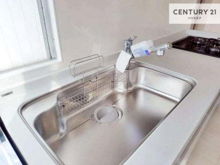 �L�b�`���@���C�h�ȃV���N�ł��ˁI�������˂ɂ������������₷���Ǝ����y�X�d�l�̃V�X�e���L�b�`���ł��I
�f�U�C�����Ƌ@�\�������˂��L�b�`���Ő�����������܂��ˁI