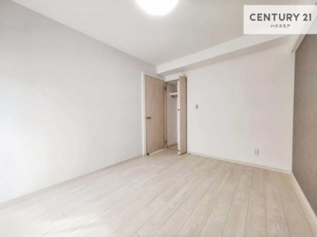 �m���@���[�X�y�[�X�����Ă��܂��I�������X�b�L�����ڂ��鎖���ł��܂��ˁB
�Ƌ��I�΂Ȃ��V���v���ȃf�U�C���ׁ̈A�Ƌ��I�΂����C�ɓ���̋�ԍ�肪�ł������ł��ˁB