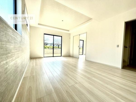 ���r���O�@�J�����̂���L�XLDK�I�\�t�@�[��_�C�j���O�e�[�u����u���Ă������ɂȂ�Ȃ��̂ŉ��K�ɉ߂����܂��I�R�~���j�P�[�V���������₷�����r���O�ł��B