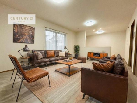 ���r���O�@�Ƌ��CG�p�[�X�ł��B�S�n�ǂ����r���O�͉Ƒ������R�ƏW�܂�܂��B�Ƒ��c�R�̎��Ԃ����������ł��B���Ƒ��ƁA����w�[���������Ԃ��߂��������ł��ˁB