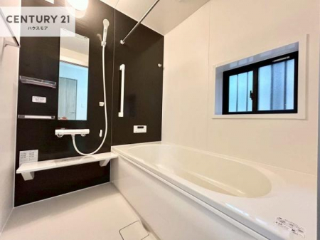 �����@�������������l�̕��͋C�̃o�X���[���́A�����o�Ă��ăo�X�^�C�����[���I
���d���撣���Ă��邲�J���ɂ��D�݂̓����̓����܂����āA�y����ł݂Ă͂������ł��傤���H