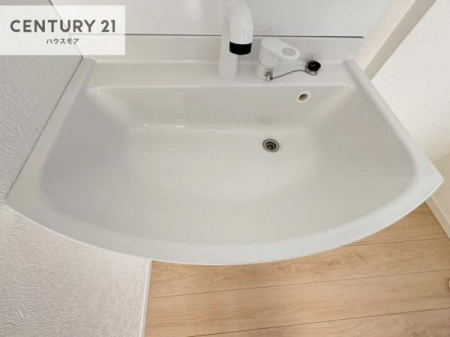 ���ʑ�E���ʏ��@�[�����ʑ�{�E���́A�������˂ɂ����̂ł�����ꂪ�y�X�I���������ۂĂ܂��I
�L���C�Ȑ��ʏ��Ŏ��������̃��`�x�[�V�������オ��܂��ˁI