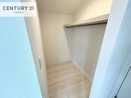 ���[�@�E�H�[�N�C���N���[�[�b�g�t���ł��B��������̂��m���Ȃǂ����[���Ă��������ł��ˁI���ɂ���@�������ȂǋG�ߕ��̑傫�ȉƓd�����[�ł��܂��I