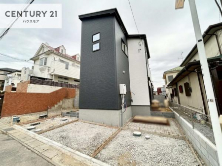 ���ԏ�@���ԃX�y�[�X��2�䕪����܂��I�Z�J���h�J�[�͂������A�o�C�N�⎩�]�ԂȂǂ��u���ꏊ�ɍ���܂���B