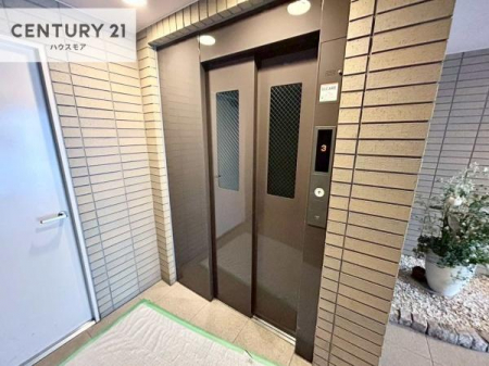 ���̑����p���@�G���x�[�^�[�����ŁA���X�̈ړ������K�B
�����̓��₨�ו��̑������ł��A�X���[�Y�ɂ��A��������܂��I