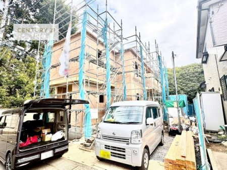 ���ԏ�@���ԃX�y�[�X��2�䕪����܂��I�Z�J���h�J�[�͂������A�o�C�N�⎩�]�ԂȂǂ��u���ꏊ�ɍ���܂���B