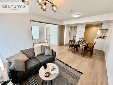 ���r���O�@�S�n�ǂ����r���O�͉Ƒ������R�ƏW�܂�܂��B�Ƒ��c�R�̎��Ԃ����������ł��B���Ƒ��ƁA����w�[���������Ԃ��߂��������ł��ˁB