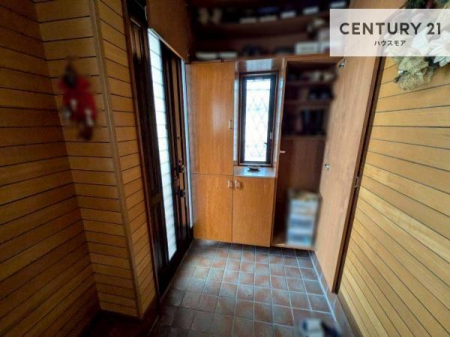 ���ց@�V���[�Y�{�b�N�X�t���B���ւ��Еt�����|�������₷���ł��I
�X�b�L���������ւŌ˂��J�����u�ԁA�������̂���S�n������Ԃ��o�}���Ă���܂��B