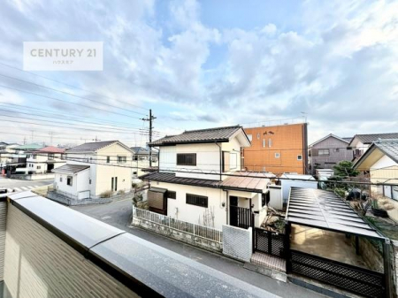 �Z�˂���̒��]�ʐ^�@������������Z��X�ł��I���͂ɂ͍����������Ȃ��A�󂪍L���J����������A�z�������傫���Ղ��邱�Ƃ�����܂���I�C�����̗ǂ������ʂ蔲����X���݂ł��I