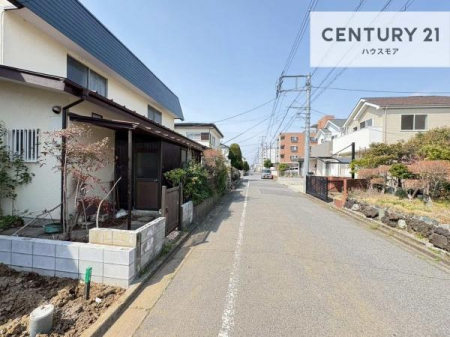 ���̑����n�@�O�ʓ��H��5.5���I�z����ǍD�ȗ��n�ł��B
�Ԍɓ��ꂪ���ȕ������S�ł��ˁB