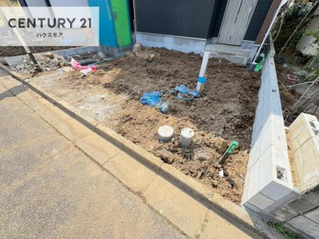 ���ԏ�@���ԃX�y�[�X��2�䕪����܂��I�Z�J���h�J�[�͂������A�o�C�N�⎩�]�ԂȂǂ��u���ꏊ�ɍ���܂���B