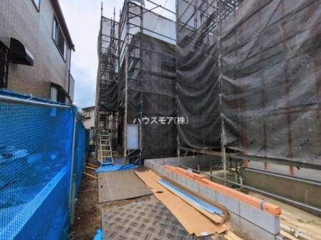 ���ԏ�@���ԃX�y�[�X��2�䕪����܂��I�Z�J���h�J�[�͂������A�o�C�N�⎩�]�ԂȂǂ��u���ꏊ�ɍ���܂���B