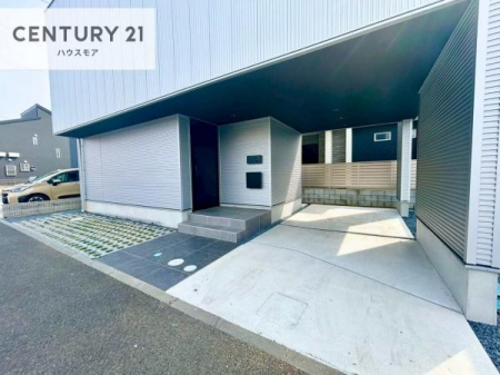 ���ԏ�@���ԃX�y�[�X��2�䕪����܂��I�Z�J���h�J�[�͂������A�o�C�N�⎩�]�ԂȂǂ��u���ꏊ�ɍ���܂���B