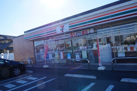 ���ӊ��@-