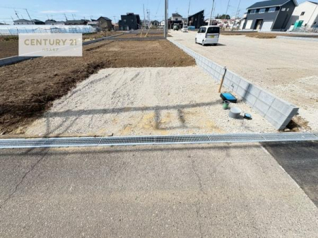 ���ԏ�@���ԃX�y�[�X��2�䕪����܂��I�Z�J���h�J�[�͂������A�o�C�N�⎩�]�ԂȂǂ��u���ꏊ�ɍ���܂���B