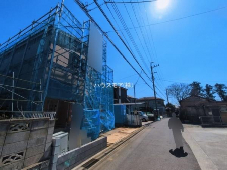 ���̑����n�@�O�ʓ��H4���I�z����ǍD�ȗ��n�ł��B
�Ԍɓ��ꂪ���ȕ������S�ł��ˁB