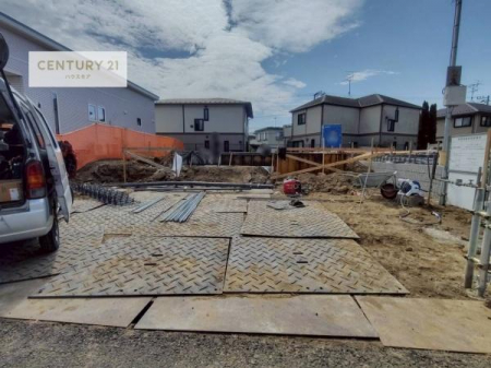 ���ԏ�@���ԃX�y�[�X��2�䕪����܂��I�Z�J���h�J�[�͂������A�o�C�N�⎩�]�ԂȂǂ��u���ꏊ�ɍ���܂���B