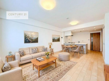 ���r���O�@�Ƌ�́ACG�p�[�X�傫�ȑ����炽���Ղ�̗z���������閾�邢���r���O�B�J�����̂��郊�r���O�ŉƑ��c���̂��났�̎��Ԃ��߂����܂��I�����̂����w�\�ł��I���񌻒n�ŗz������Ȃǂ��̊����������܂��I