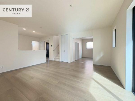 ���r���O�@�L�X�_�C�j���O�X�y�[�X�I������肨�H���B�΂��������y�������Ԃ��߂����܂��B���X�̔���������܂��I