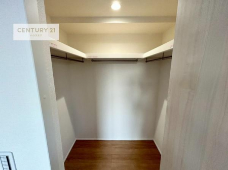 ���[�@�E�H�[�N�C���N���[�[�b�g�t���ł��B��������̂��m���Ȃǂ����[���Ă��������ł��ˁI���ɂ���@�������ȂǋG�ߕ��̑傫�ȉƓd�����[�ł��܂��I