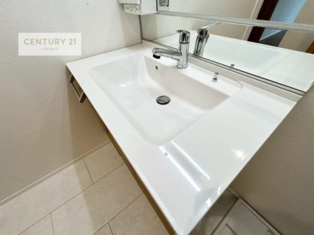 ���ʑ�E���ʏ��@�[�����ʑ�{�E���́A�������˂ɂ����̂ł�����ꂪ�y�X�I���������ۂĂ܂��I
�L���C�Ȑ��ʏ��Ŏ��������̃��`�x�[�V�������オ��܂��ˁI