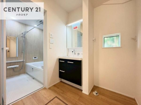 ���ʑ�E���ʏ��@�����t���̖��邢���ʎ��ł��I���C�������ɓ���ւ����ł��Đ����ɕۂ��Ƃ��ł��܂��I���R�����������ނ̂ł����ς̎d�オ����ǂ��Ȃ�܂��ˁI