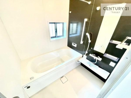 �����@�L�X�o�X�ň���̔������t���b�V���B�����L�΂���̂ŁA�����ɂ��������ƐZ����܂��ˁI�����̃o�X�^�C�����y���݂ɂȂ�܂��B