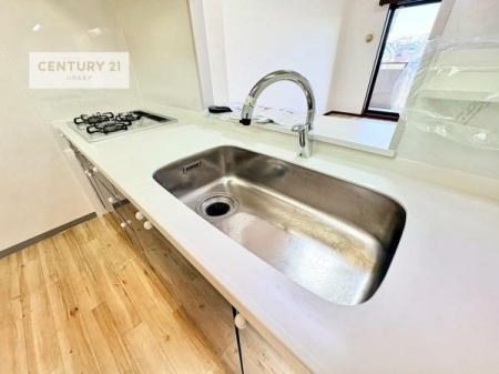 �L�b�`���@���C�h�ȃV���N�ł��ˁI�������˂ɂ������������₷���Ǝ����y�X�d�l�̃V�X�e���L�b�`���ł��I
�f�U�C�����Ƌ@�\�������˂��L�b�`���Ő�����������܂��ˁI