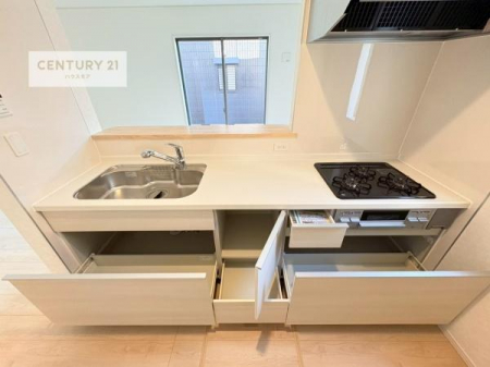 �L�b�`���@���[�X�y�[�X���L�x�ŁA�����X�y�[�X���X�b�L���ƕЕt���Ђ�`�����p�ł��܂��I
���K�ɍ�Ƃ��ł��܂��I�����̗���������܂��I