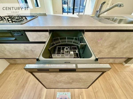 �L�b�`���@�H��@�t���I�Z��������~��͎�r��h�~�Ƃ��đ劈�􂵂܂��I�r���g�C���d�l�Ȃ̂ŁA�ꏊ����炸�����X�y�[�X���L���g���Ď�ۂ悭��Ƃ��o���܂��I