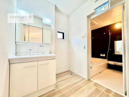 ���ʑ�E���ʏ��@�g�Ȃ�𐮂�����ʏ��́A���������厖�ł��I������̐������̂��镵�͋C�����o�I�C�����悭���g�����������܂��B�L�X�����X�y�[�X���������ł��ˁI
