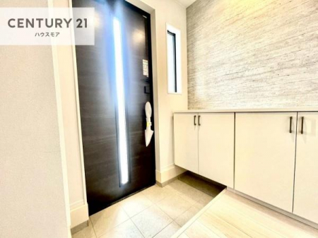 ���ց@�V���[�Y�{�b�N�X�t���B���ւ��Еt�����|�������₷���ł��I
�X�b�L���������ւŌ˂��J�����u�ԁA�������̂���S�n������Ԃ��o�}���Ă���܂��B