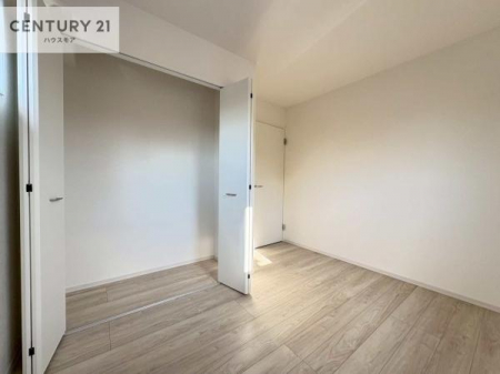 �m���@���[�X�y�[�X�����Ă��܂��I�������X�b�L�����ڂ��鎖���ł��܂��ˁB
�Ƌ��I�΂Ȃ��V���v���ȃf�U�C���ׁ̈A�Ƌ��I�΂����C�ɓ���̋�ԍ�肪�ł������ł��ˁB