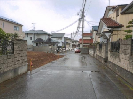 ���̑����n�@�O�ʓ��H��4.5���I�z����ǍD�ȗ��n�ł��B
�Ԍɓ��ꂪ���ȕ������S�ł��ˁB