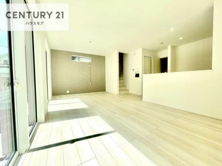 ���r���O�@�L�X�_�C�j���O�X�y�[�X�I������肨�H���B�΂��������y�������Ԃ��߂����܂��B���X�̔���������܂��I