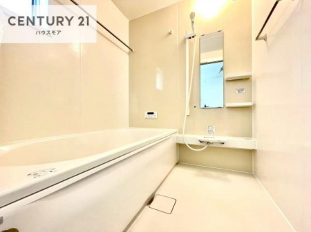 �����@������Ƃ����������̂���o�X���[���I���K�ȃo�X�^�C��������܂��I
1���̔�����������Ɩ����Ă����f�G�ȃ����N�[�[�V������ԂɂȂ肻���ł��ˁB