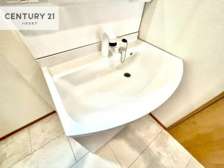 ���ʑ�E���ʏ��@�[�����ʑ�{�E���́A�������˂ɂ����̂ł�����ꂪ�y�X�I���������ۂĂ܂��I
�L���C�Ȑ��ʏ��Ŏ��������̃��`�x�[�V�������オ��܂��ˁI