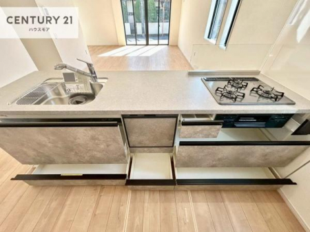 �L�b�`���@���[�X�y�[�X���L�x�ŁA�����X�y�[�X���X�b�L���ƕЕt���Ђ�`�����p�ł��܂��I
���K�ɍ�Ƃ��ł��܂��I�����̗���������܂��I