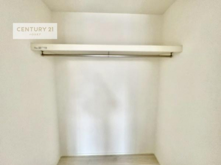 ���[�@�E�H�[�N�C���N���[�[�b�g�t���ł��B��������̂��m���Ȃǂ����[���Ă��������ł��ˁI���ɂ���@�������ȂǋG�ߕ��̑傫�ȉƓd�����[�ł��܂��I