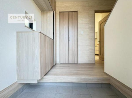 ���ց@���ċA���Ă��Ă��A�������܁I�����������Ȃ�A�D�����}������Ă�����ԂɂȂ��Ă��܂��B
���邭��������錺�ւł��I