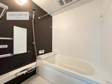 �����@�������������l�̕��͋C�̃o�X���[���́A�����o�Ă��ăo�X�^�C�����[���I
���d���撣���Ă��邲�J���ɂ��D�݂̓����̓����܂����āA�y����ł݂Ă͂������ł��傤���H