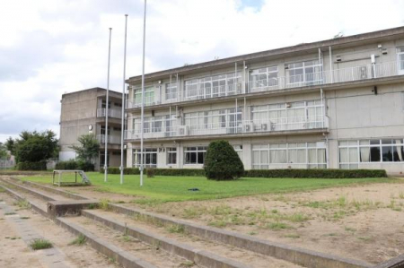 ���ӊ��@-