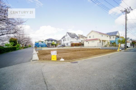 ���̑����n�@�O�ʓ��H��6���~6���I�z����ǍD�ȗ��n�ł��B
�Ԍɓ��ꂪ���ȕ������S�ł��ˁB