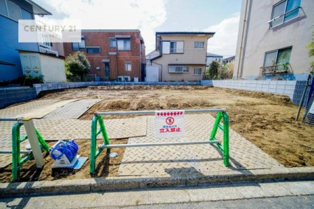 ���ԏ�@���ԃX�y�[�X��2�䕪����܂��I�Z�J���h�J�[�͂������A�o�C�N�⎩�]�ԂȂǂ��u���ꏊ�ɍ���܂���B