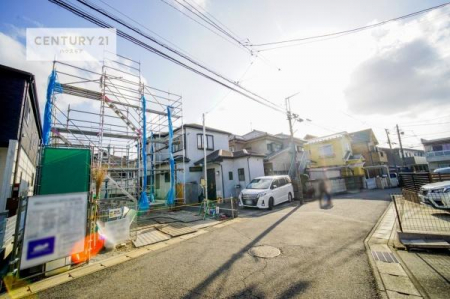 ���̑����n�@�O�ʓ��H5���I�z����ǍD�ȗ��n�ł��B
�Ԍɓ��ꂪ���ȕ������S�ł��ˁB