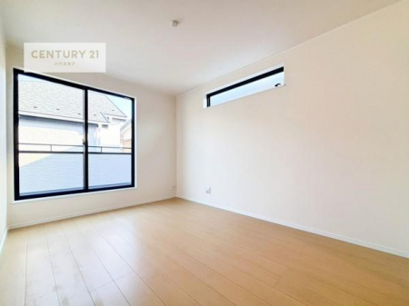 �����\�z�}(����)�@�o���R�j�[�ɖʂ����m���B�D���������������ޗm���́A���̖ڊo�߂��C�������ǂ������ł��ˁB���������Ԃ��������Ɖ߂������Ƃ��ł��܂��B�D�����F�����̃t���[�����O���ǂ�ȉƋ�ɂ��}�b�`���܂��I�i���d�l�j