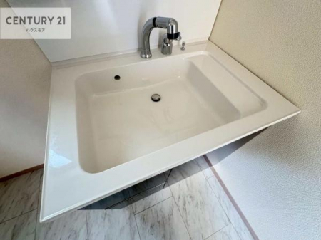 ���ʑ�E���ʏ��@�[�����ʑ�{�E���́A�������˂ɂ����̂ł�����ꂪ�y�X�I���������ۂĂ܂��I
�L���C�Ȑ��ʏ��Ŏ��������̃��`�x�[�V�������オ��܂��ˁI