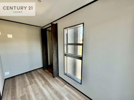 ���r���O�ȊO�̋����@�V���v���Ƀf�U�C������Ă��邽�߁A�Ƌ��I�т܂���I
���C�ɓ���̉Ƌ��u���Ă��낰���Ԃ���邱�Ƃ��ł��܂��B