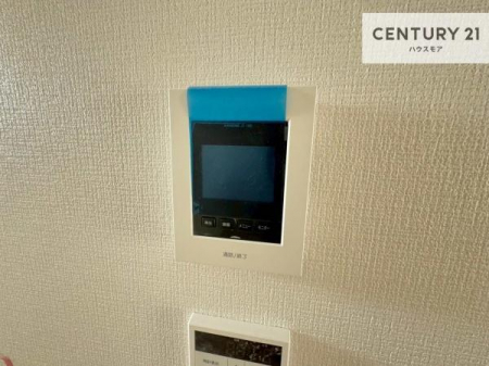 ���̑��@TV���j�^�[�t�C���^�[�t�H���������B���K�҂̊���m�F���Ă���Ή��ł��邽�߁A�h�Ɩʂɂ��z�����ꂽ���S�̐ݔ��ł��B