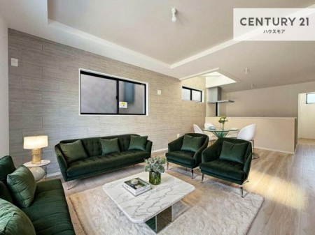 ���r���O�@�Ƌ��CG�p�[�X�ł��B�J�����̂���L�XLDK�I�\�t�@�[��_�C�j���O�e�[�u����u���Ă������ɂȂ�Ȃ��̂ŉ��K�ɉ߂����܂��I�R�~���j�P�[�V���������₷�����r���O�ł��I